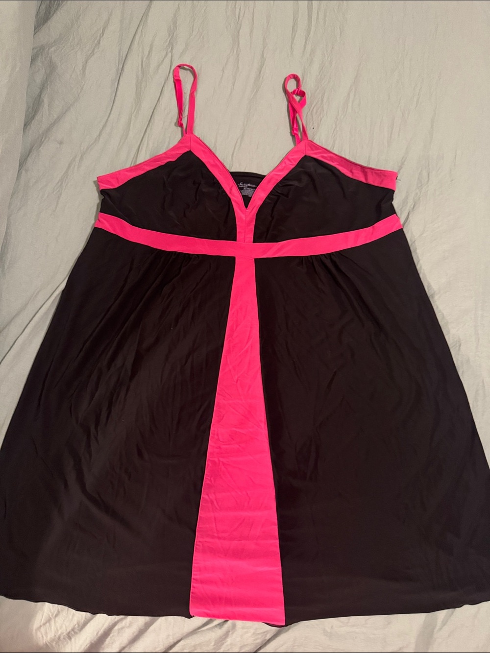 Secret Treasures Black and Hot Pink Contrast Chemise